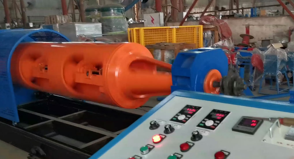 管絞機GJ400-1+6型試機現(xiàn)場