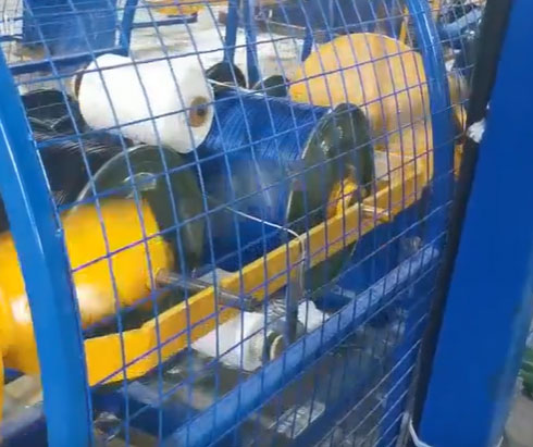 高速RVS雙盤(pán)絞線機(jī)GSP630繞包-1250型試機(jī)現(xiàn)場(chǎng)